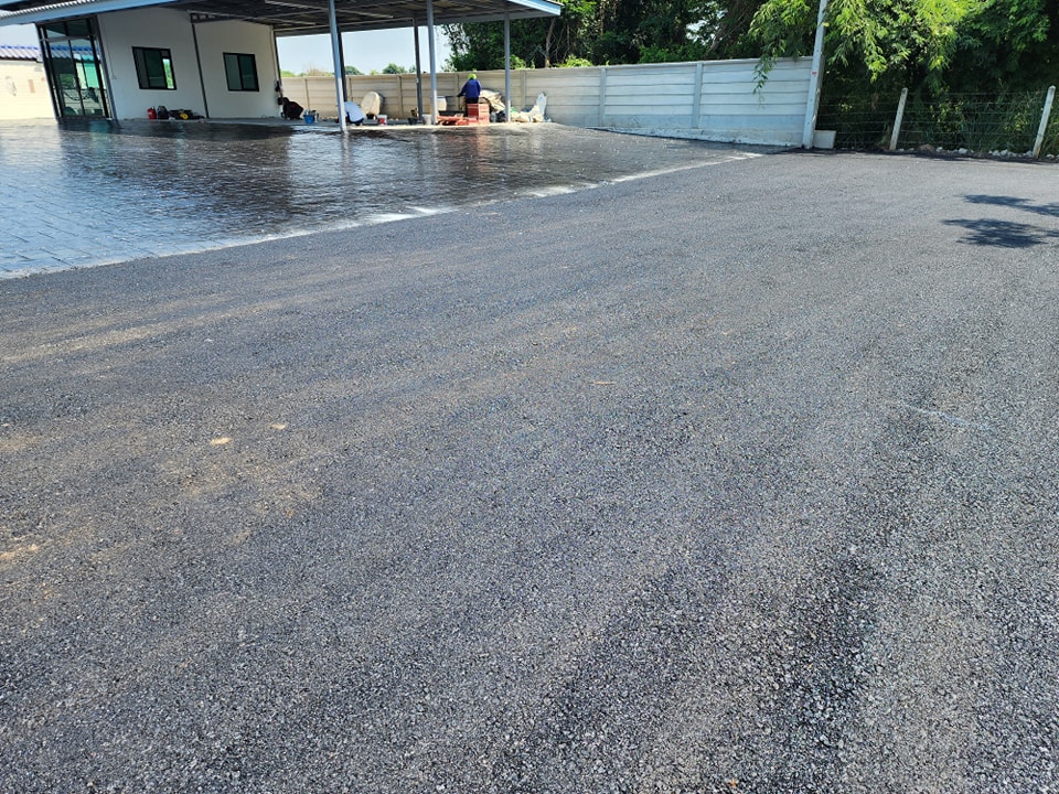 11 - https://ลาดยางมะตอย.com | รับลาดยางมะตอย ทำถนนยางมะตอย ทำลาดจอดรถ ทางเข้ารีสอร์ท ทางถนนลาดยางมะตอย งานสวย เรียบร้อย มาตรฐาน